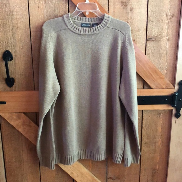 St. John's Bay Other - Men’s ST JOHN’S BAY Tan Pullover Sweater. Size Medium. 100% Cotton.